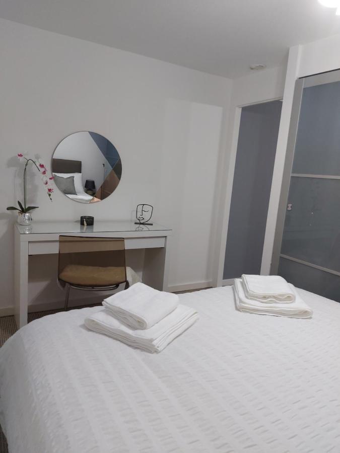 Lovely 1-Bedroom Condo With Parking On Premises Minworth エクステリア 写真