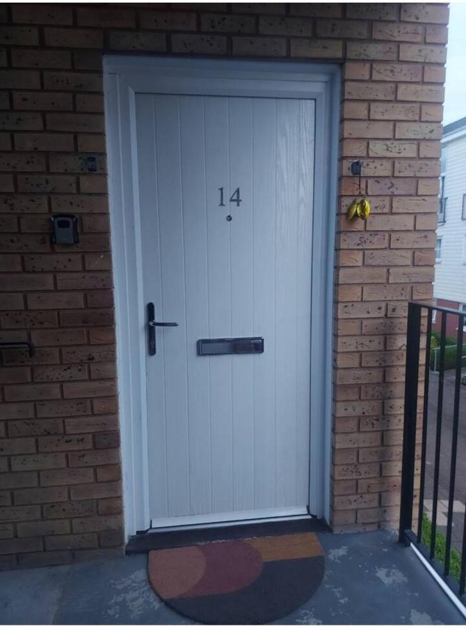 Lovely 1-Bedroom Condo With Parking On Premises Minworth エクステリア 写真